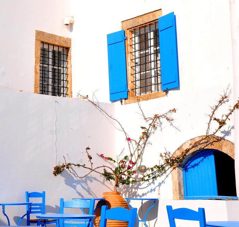Margarita Hotel Kýthira Exteriör bild